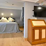 Zum Loewen Hotel