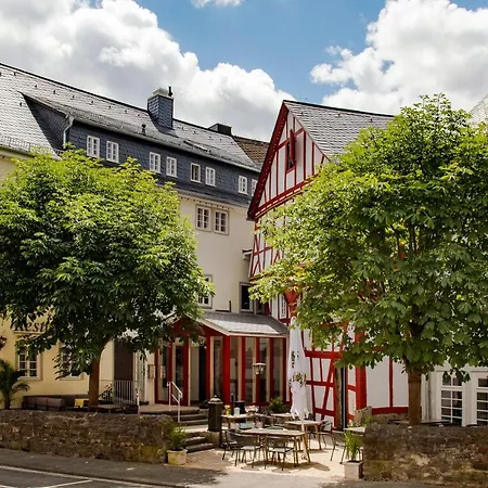 Hotel Zum Loewen Herborn 3*