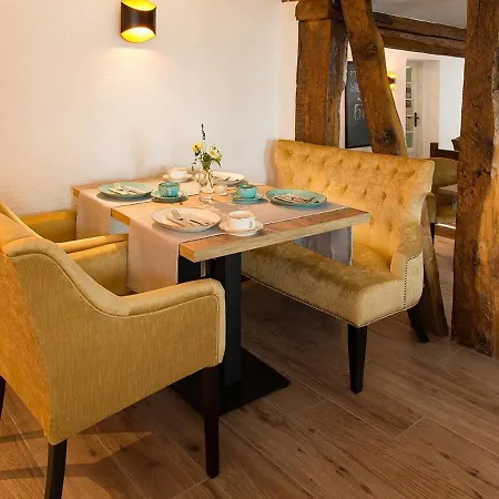 Hotel Zum Loewen 3*