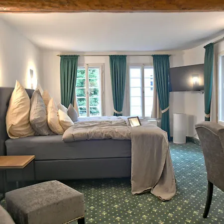 Zum Loewen Отель Херборн