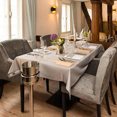 Zum Loewen Herborn 3*